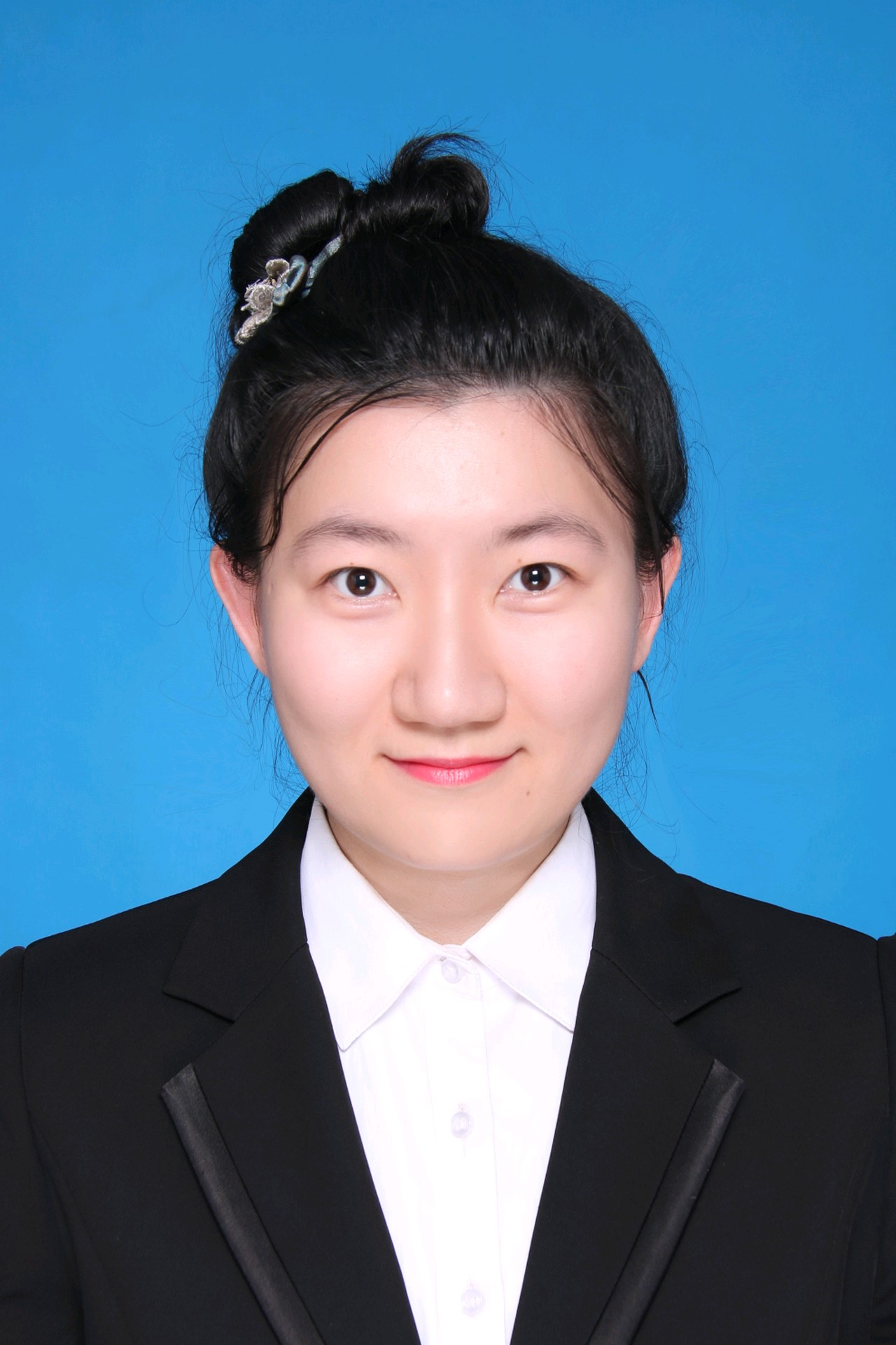 李珊珊.png 李珊珊.png
